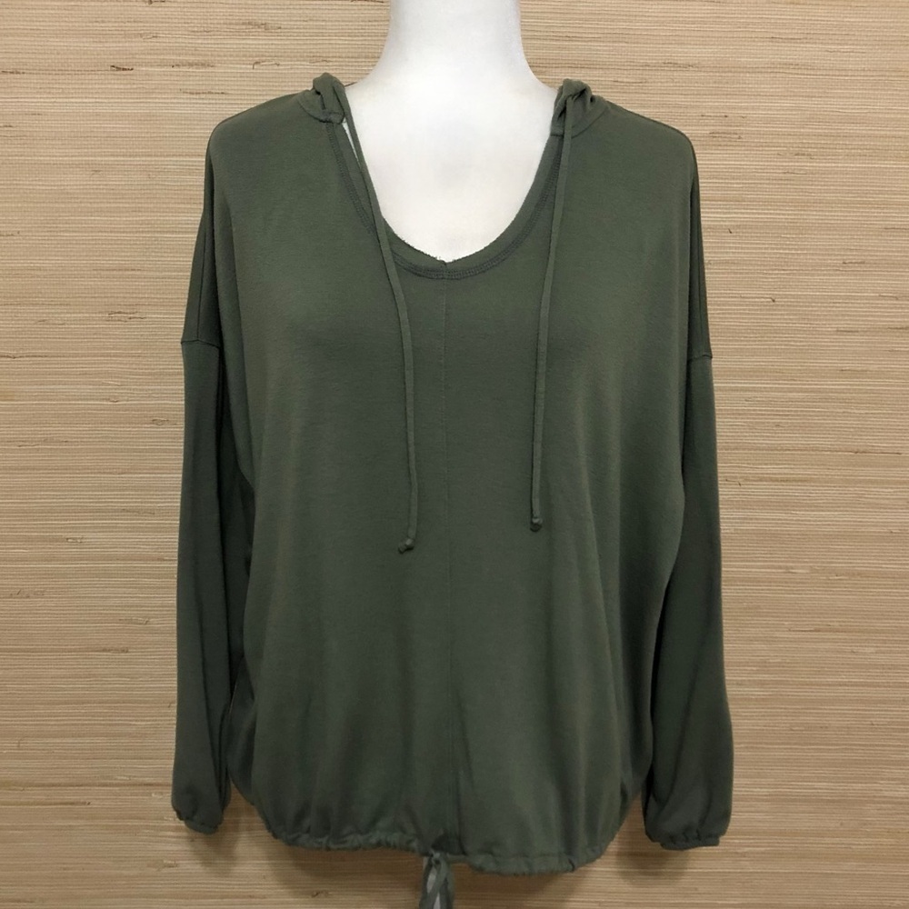 Green Aerie Lightweight Pullover Drawstring Waist Hoodie Sweater Size Medium